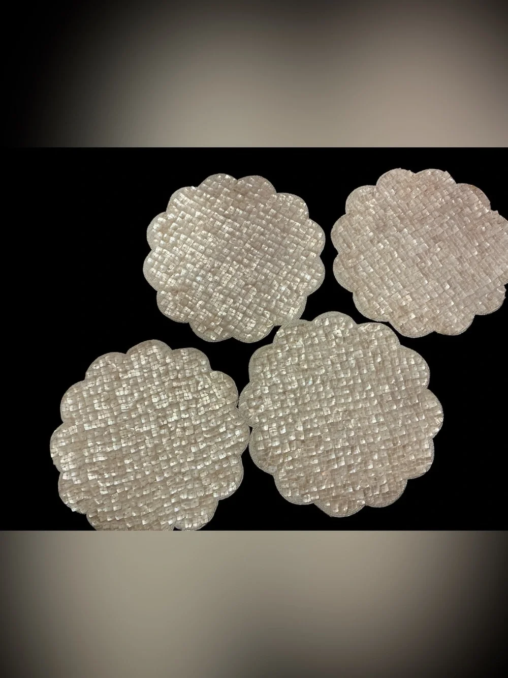 Beautiful Vintage Mother Of Pearl Leila’s Linens Set Of 4 Placemats